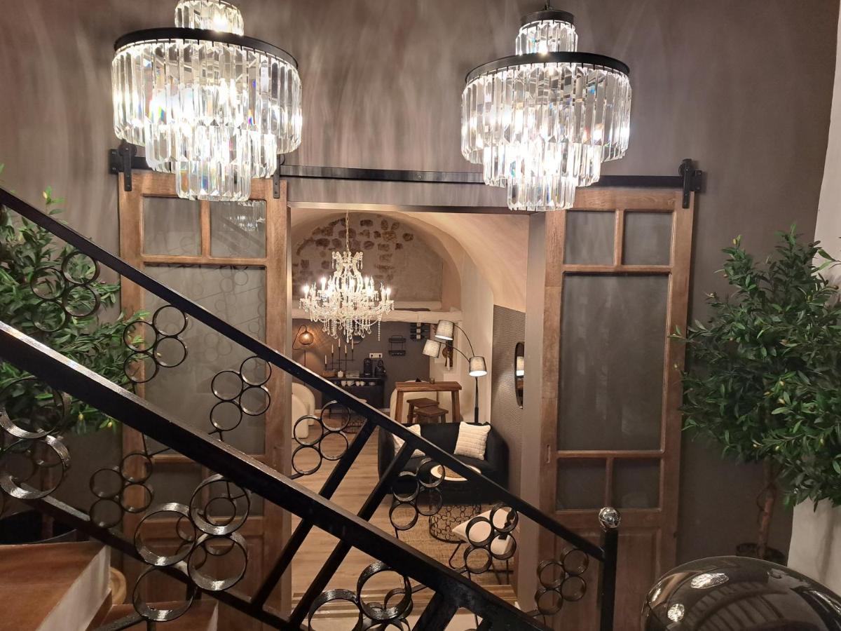 Hotel Le Patio De Sophie 锡斯特龙 外观 照片