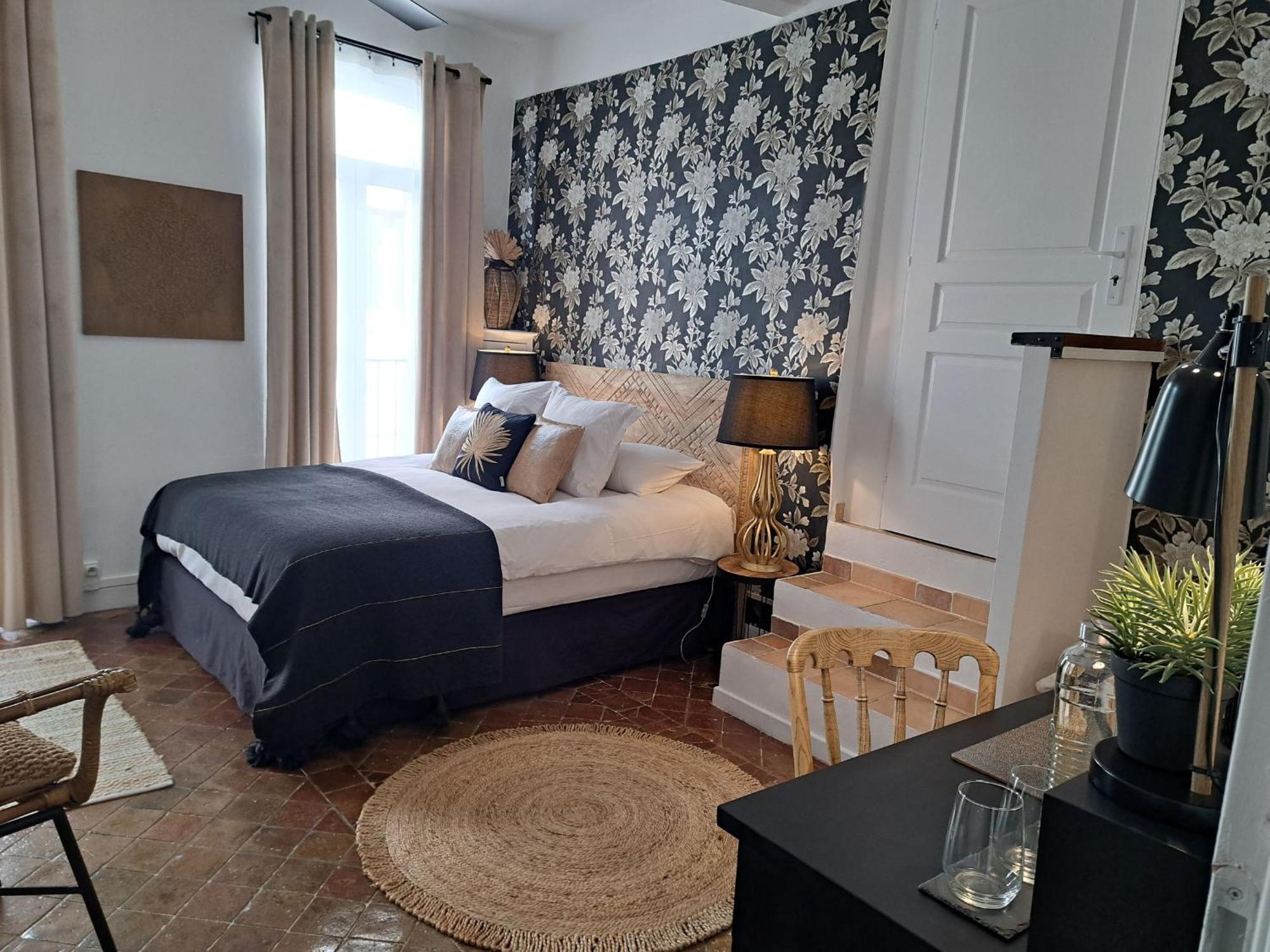 Hotel Le Patio De Sophie 锡斯特龙 客房 照片