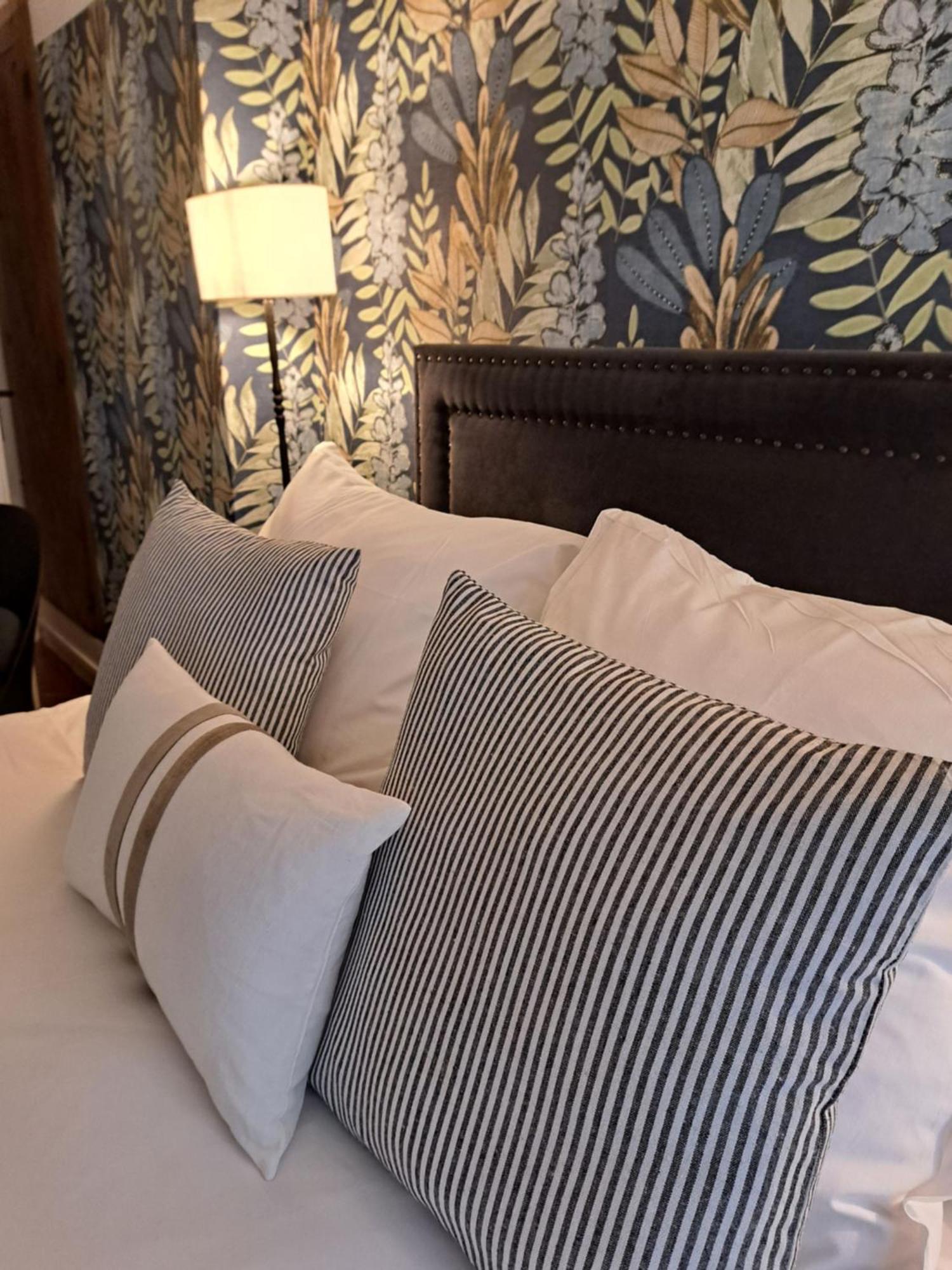 Hotel Le Patio De Sophie 锡斯特龙 客房 照片